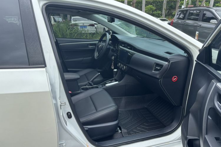 Used Toyota Levin 2016 1.6G CVT Elite Edition Interior 7