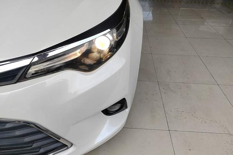 Used Toyota Levin 2016 1.6G CVT Elite Edition Left Front Headlight