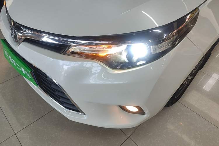 Used Toyota Levin 2016 1.6G CVT Elite Edition Left Front Headlight