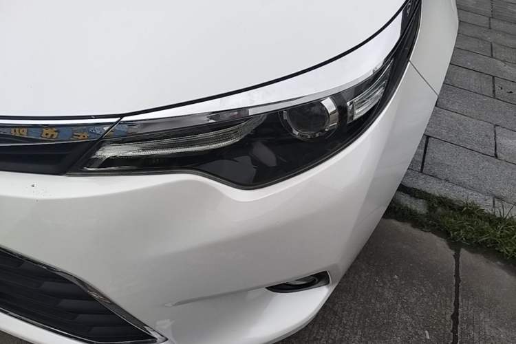 Used Toyota Levin 2016 1.6G CVT Elite Edition Left Front Headlight