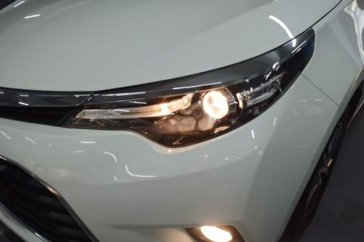Used Toyota Levin 2016 1.6G CVT Elite Edition Left Front Headlight