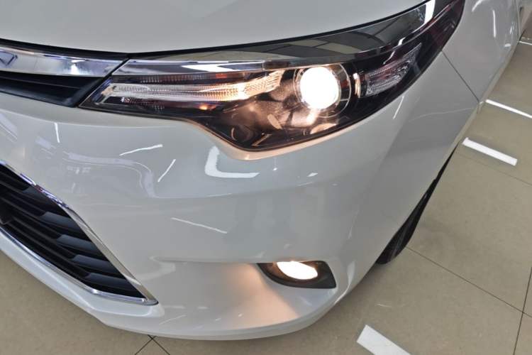 Used Toyota Levin 2016 1.6G CVT Elite Edition Left Front Headlight