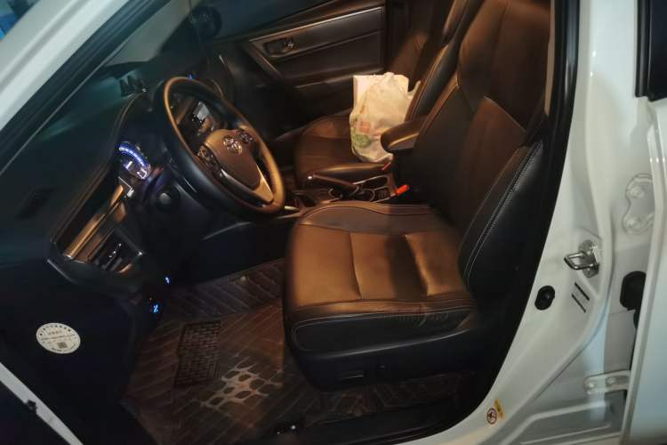 Used Toyota Levin 2016 Dual-Engine 1.8H GS-L E-CVT Leading Edition Left Front Seat