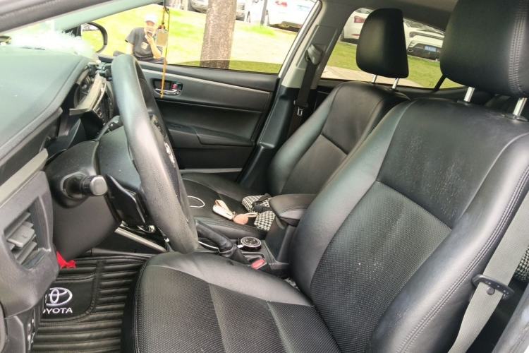 Used Toyota Levin 2016 Dual-Engine 1.8H GS E-CVT Elite Model with Sunroof Left Front Seat