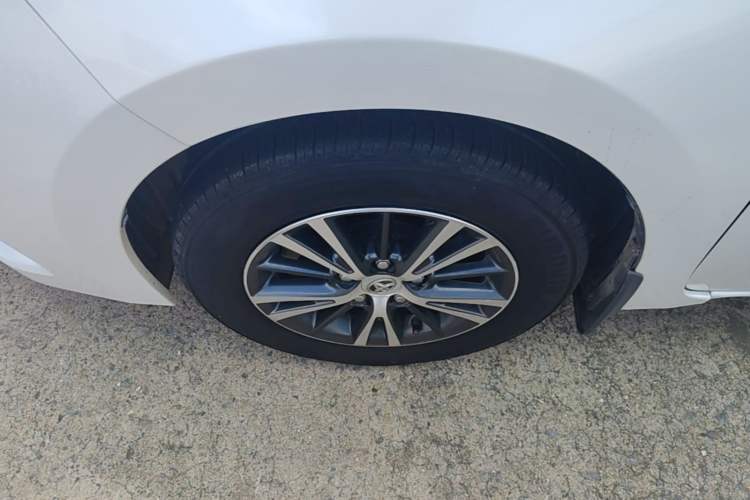 Used Toyota Levin 2016 1.6G CVT Elite Edition Left Front Wheel Hub