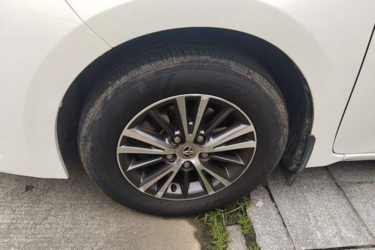 Used Toyota Levin 2016 1.6G CVT Elite Edition Left Front Wheel Hub