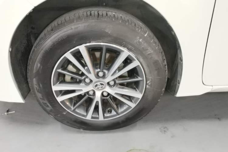 Used Toyota Levin 2016 1.6G CVT Elite Edition Left Front Wheel Hub