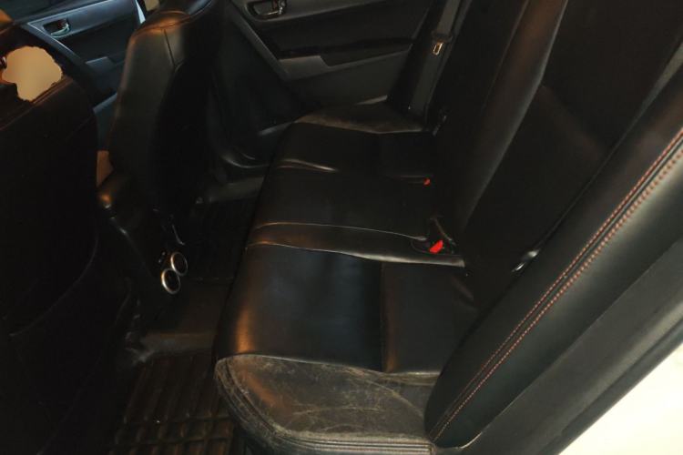 Used Toyota Levin 2016 Dual-Engine 1.8H GS E-CVT Elite Model with Sunroof Left Rear Seat