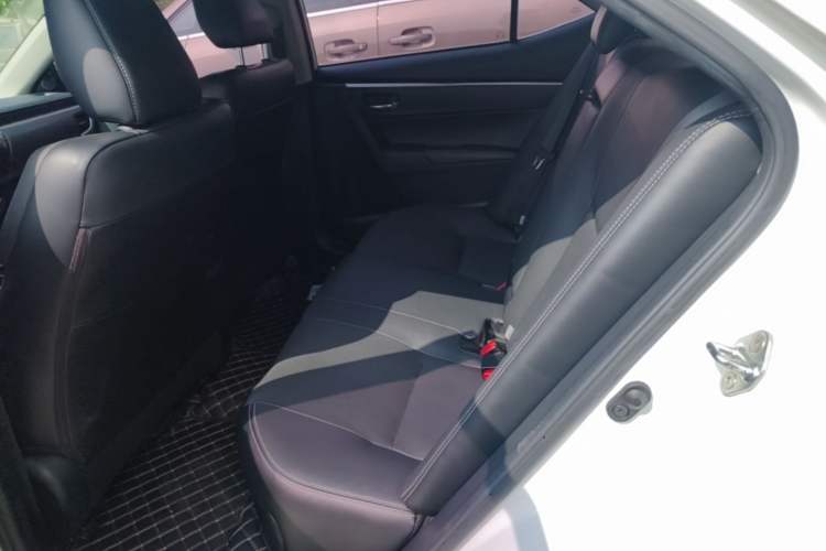 Used Toyota Levin 2016 Dual-Engine 1.8H V E-CVT Luxury Edition Left Rear Seat