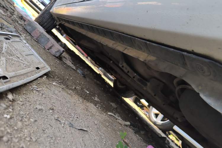 Used Toyota Levin 2016 1.6G CVT Elite Edition Left Side Sill