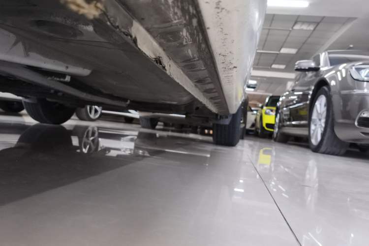 Used Toyota Levin 2016 1.6G CVT Elite Edition Left Side Sill