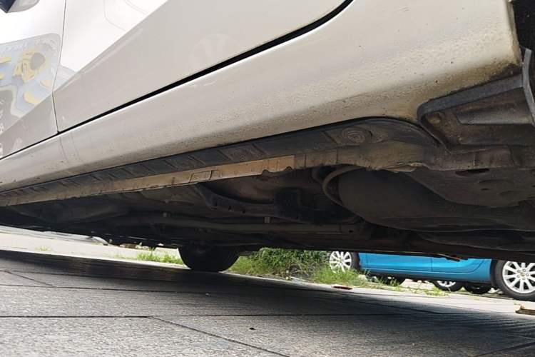 Used Toyota Levin 2016 1.6G CVT Elite Edition Left Side Sill