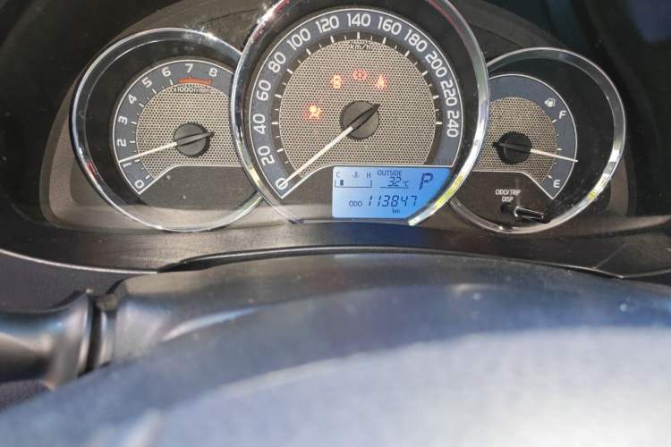 Used Toyota Levin 2016 1.6G CVT Elite Edition Odometer Close Up