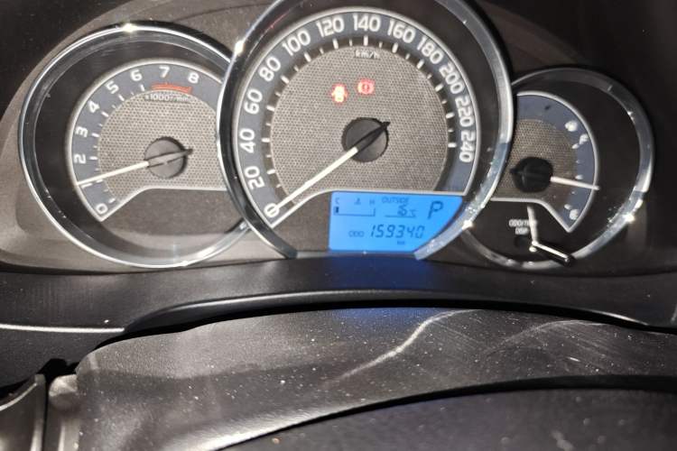 Used Toyota Levin 2016 1.6G CVT Elite Edition Odometer Close Up