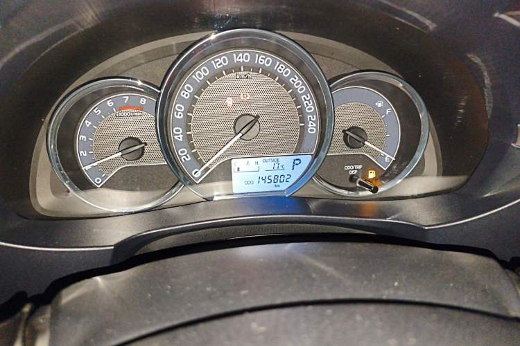 Used Toyota Levin 2016 1.6G CVT Elite Edition Odometer Close Up