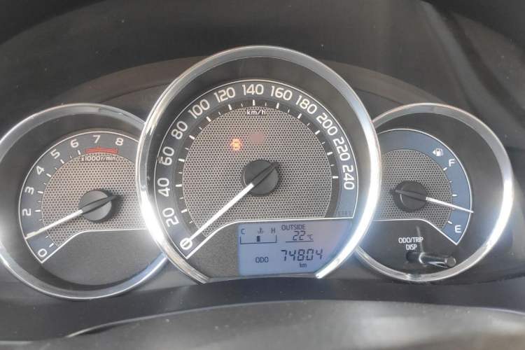 Used Toyota Levin 2016 1.6G Manual Elite Edition Odometer Close Up
