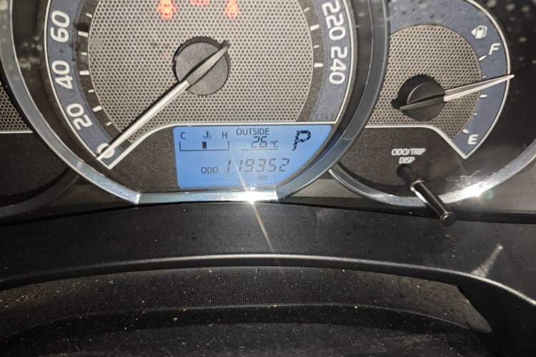 Used Toyota Levin 2016 1.6G CVT Elite Edition Odometer Close Up