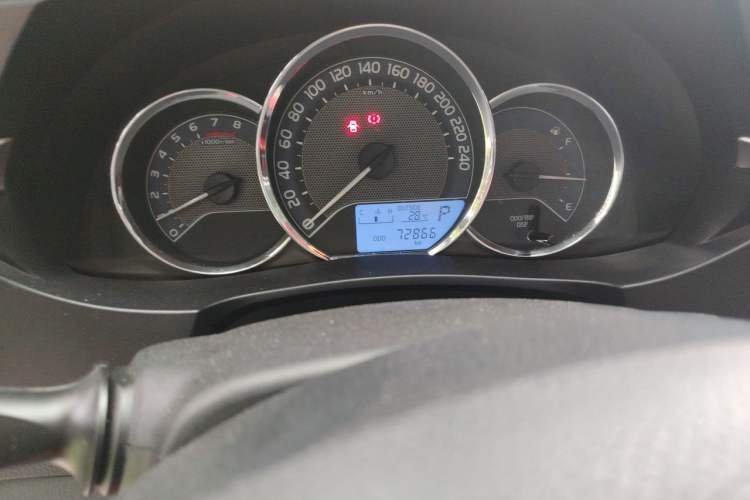 Used Toyota Levin 2016 1.6G CVT Elite Edition Odometer Close Up