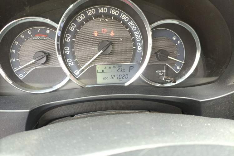 Used Toyota Levin 2016 1.6G CVT Elite Edition Odometer Close Up
