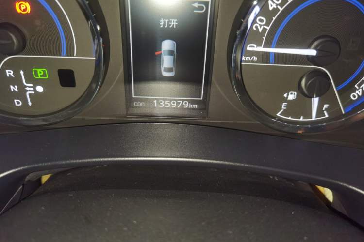 Used Toyota Levin 2016 Dual-Engine 1.8H GS-L E-CVT Leading Edition Odometer Close Up