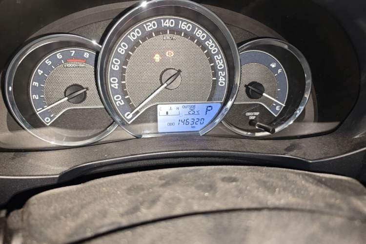 Used Toyota Levin 2016 1.6G CVT Elite Edition Odometer Close Up