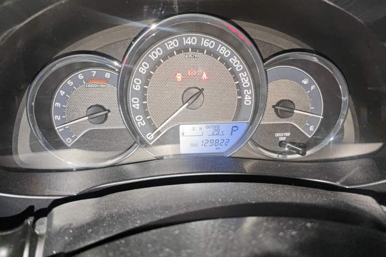 Used Toyota Levin 2016 1.6G CVT Elite Edition Odometer Close Up
