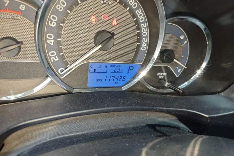 Used Toyota Levin 2016 1.6G CVT Elite Edition Odometer Close Up