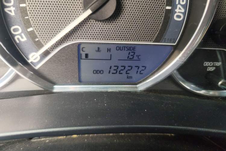 Used Toyota Levin 2016 1.6G Manual Elite Edition Odometer Close Up