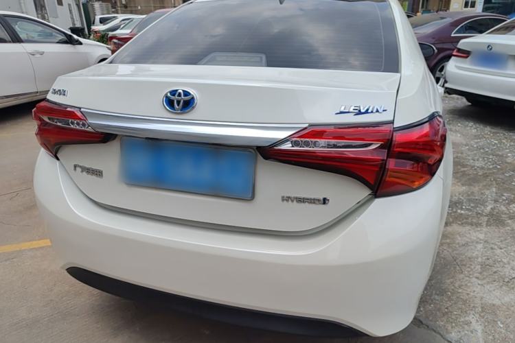 Used Toyota Levin 2016 Dual-Engine 1.8H GS E-CVT Elite Model with Sunroof Rear