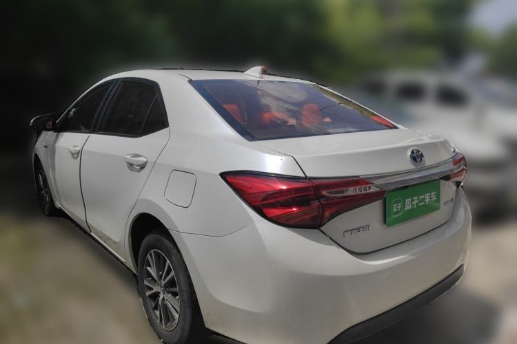 Used Toyota Levin 2016 Dual-Engine 1.8H GS E-CVT Elite Model with Sunroof Rear Left 45 Deg