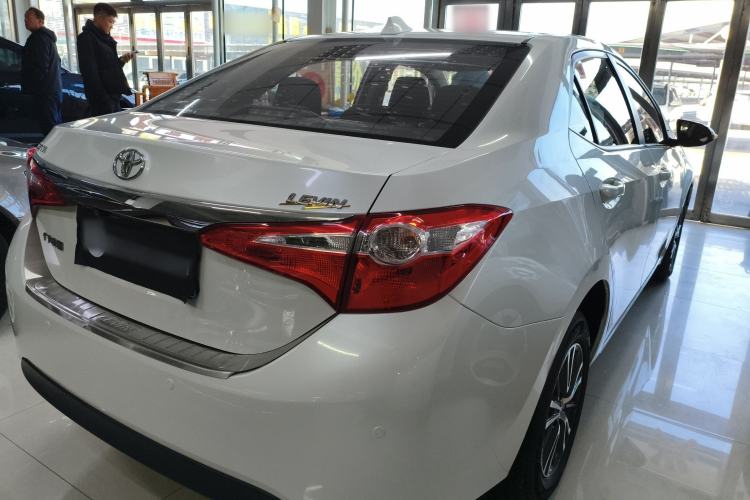 Used Toyota Levin 2016 1.6G CVT Elite Edition Rear Right 45 Deg