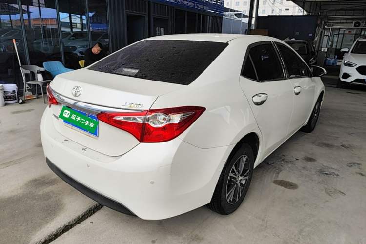 Used Toyota Levin 2016 1.6G CVT Elite Edition Rear Right 45 Deg