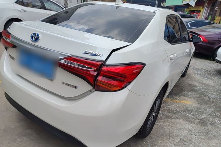 Used Toyota Levin 2016 Dual-Engine 1.8H GS E-CVT Elite Model with Sunroof Rear Right 45 Deg