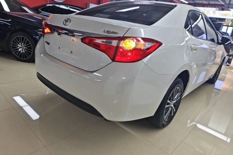 Used Toyota Levin 2016 1.6G CVT Elite Edition Rear Right 45 Deg