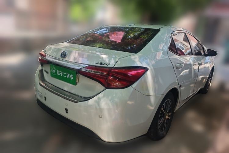 Used Toyota Levin 2016 Dual-Engine 1.8H GS E-CVT Elite Model with Sunroof Rear Right 45 Deg