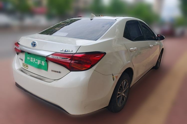 Used Toyota Levin 2016 Dual-Engine 1.8H GS E-CVT Elite Model with Sunroof Rear Right 45 Deg