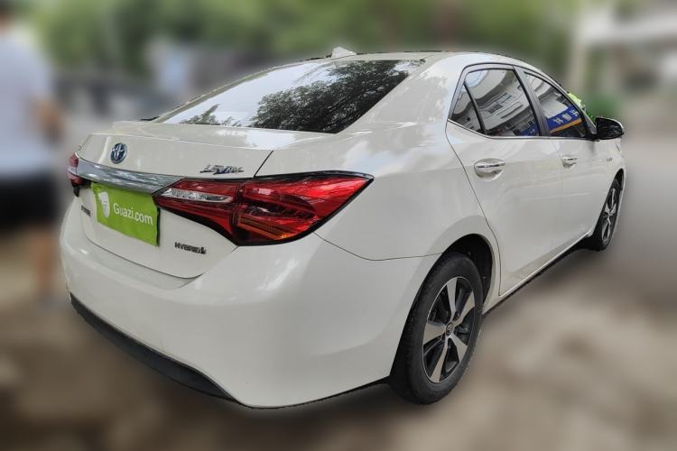 Used Toyota Levin 2016 Dual-Engine 1.8H V E-CVT Luxury Edition Rear Right 45 Deg