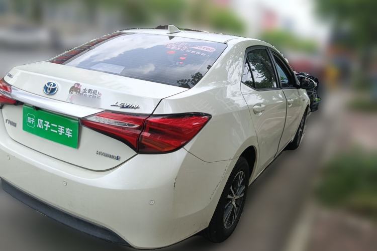Used Toyota Levin 2016 Dual-Engine 1.8H GS E-CVT Elite Model with Sunroof Rear Right 45 Deg