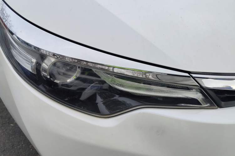 Used Toyota Levin 2016 1.6G Manual Elite Edition Right Front Headlight