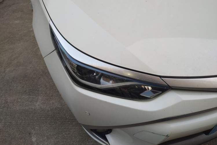 Used Toyota Levin 2016 Dual-Engine 1.8H GS E-CVT Elite Model with Sunroof Right Front Headlight