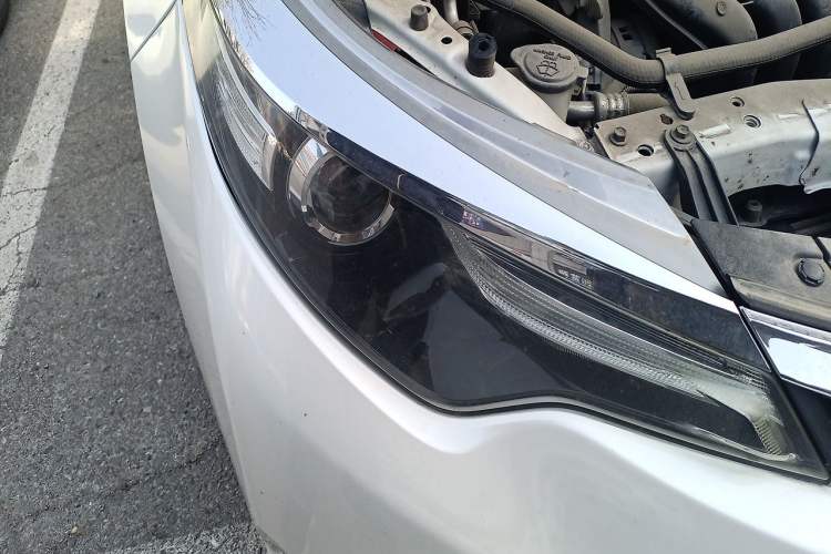 Used Toyota Levin 2016 1.6E CVT New Edition Right Front Headlight