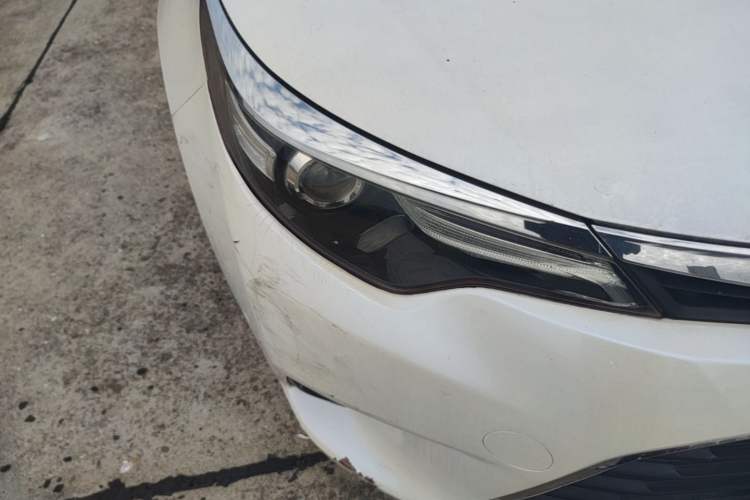 Used Toyota Levin 2016 1.6G CVT Elite Edition Right Front Headlight