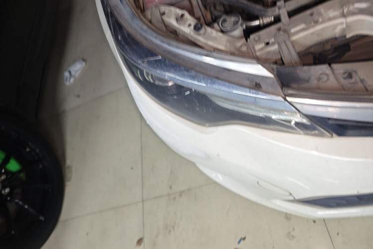 Used Toyota Levin 2016 1.6G CVT Elite Edition Right Front Headlight