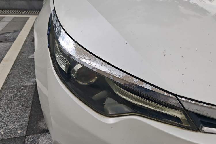 Used Toyota Levin 2016 1.6G CVT Elite Edition Right Front Headlight