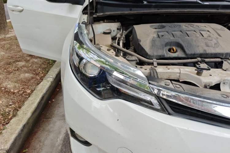 Used Toyota Levin 2016 1.6G CVT Elite Edition Right Front Headlight