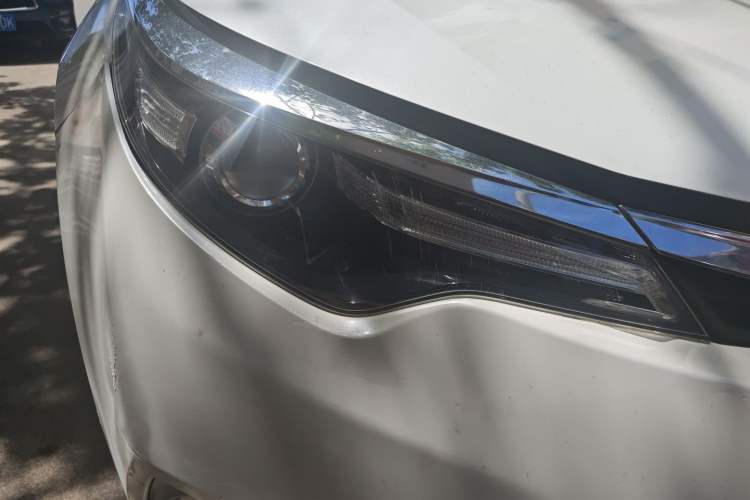 Used Toyota Levin 2016 1.6G-L CVT Leading Edition Right Front Headlight
