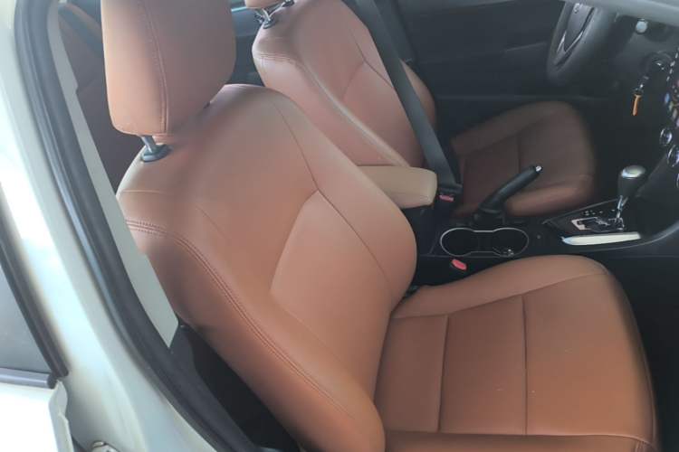 Used Toyota Levin 2016 1.6G CVT Elite Edition Right Front Seat