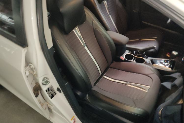 Used Toyota Levin 2016 1.6G CVT Elite Edition Right Front Seat
