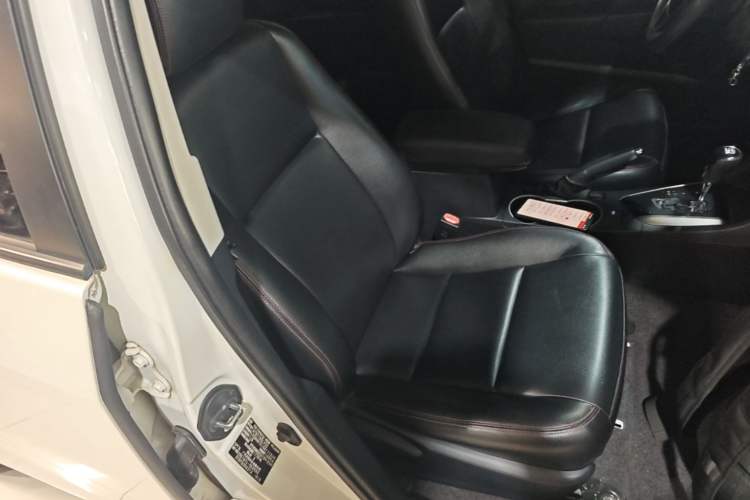 Used Toyota Levin 2016 1.6G CVT Elite Edition Right Front Seat