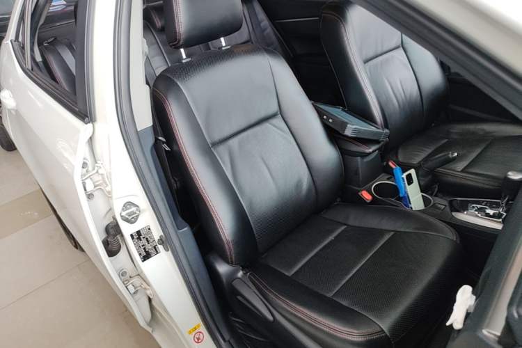 Used Toyota Levin 2016 1.6G CVT Elite Edition Right Front Seat